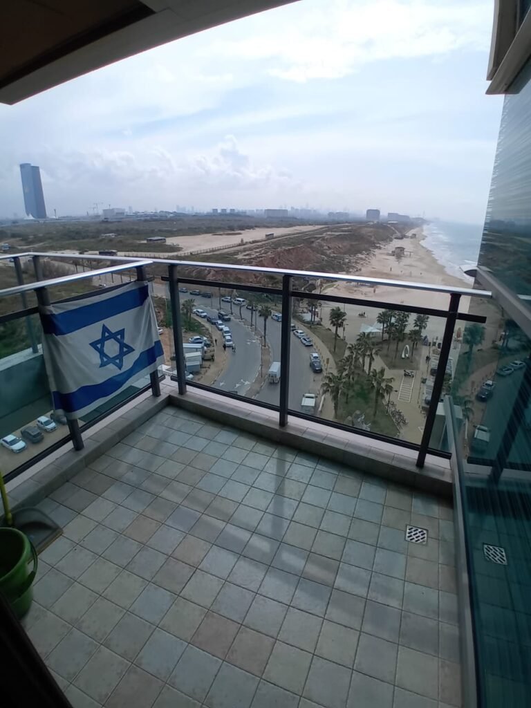 WhatsApp Image 2025-02-20 at 12.03.42