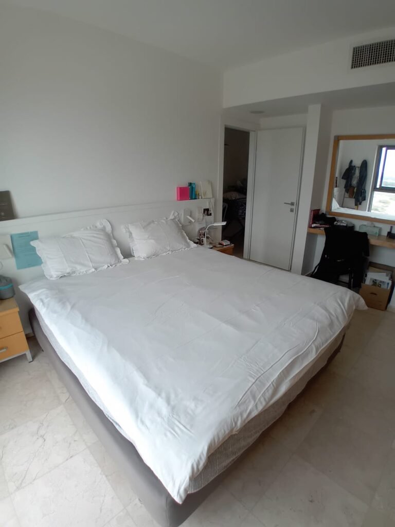 WhatsApp Image 2025-02-20 at 12.03.44